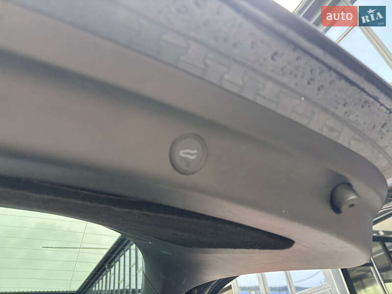 Позашляховик / Кросовер Tesla Model Y 2020 в Рівному