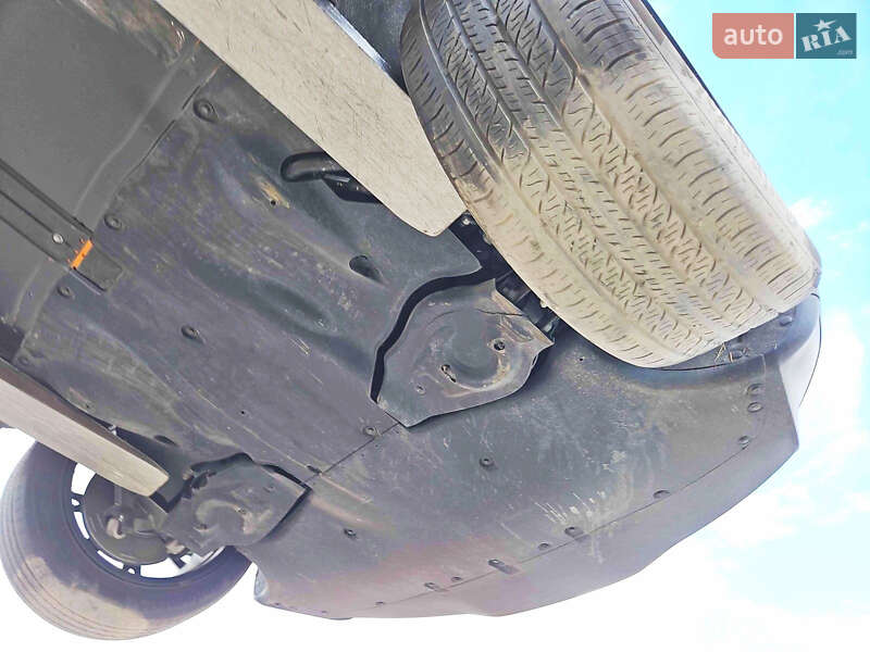 Позашляховик / Кросовер Tesla Model Y 2024 в Хмельницькому фото 18 Позашляховик / Кросовер Tesla Model Y 2024 в Хмельницькому