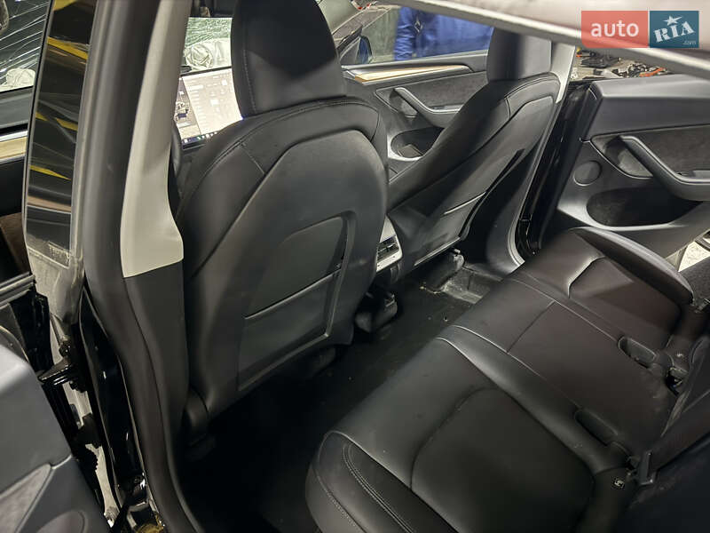 Позашляховик / Кросовер Tesla Model Y 2023 в Самборі