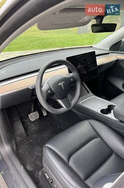 Внедорожник / Кроссовер Tesla Model Y 2023 в 