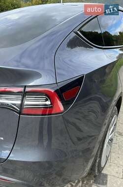 Внедорожник / Кроссовер Tesla Model Y 2023 в 