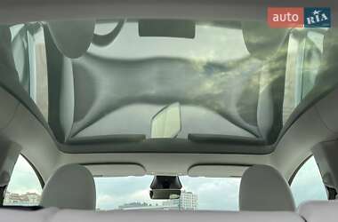 Внедорожник / Кроссовер Tesla Model Y 2023 в 