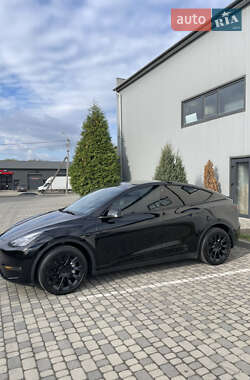 Позашляховик / Кросовер Tesla Model Y 2022 в 
