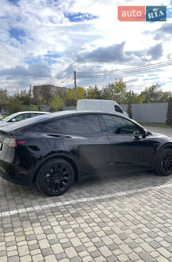 Позашляховик / Кросовер Tesla Model Y 2022 в 