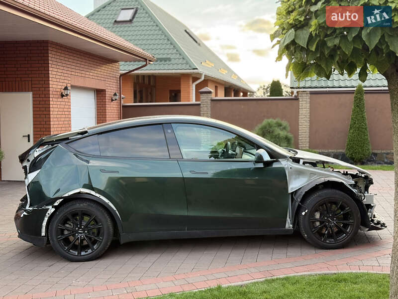 Внедорожник / Кроссовер Tesla Model Y 2022 в Луцке