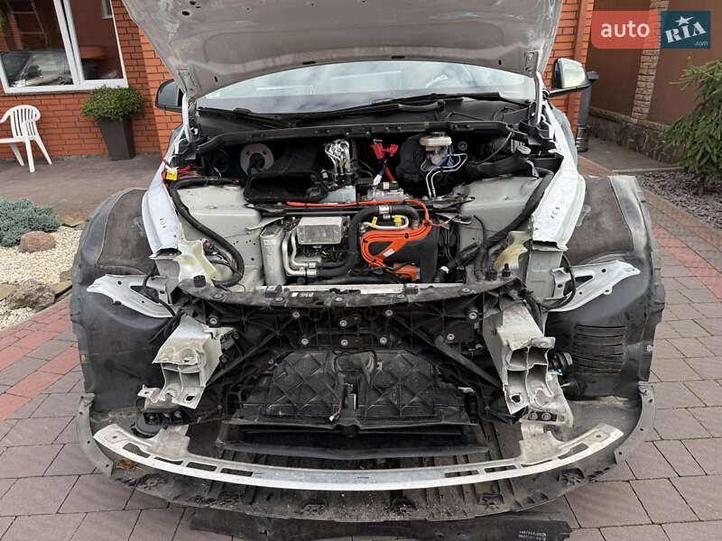 Внедорожник / Кроссовер Tesla Model Y 2022 в Луцке
