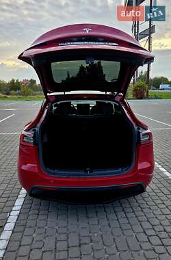 Позашляховик / Кросовер Tesla Model Y 2020 в 