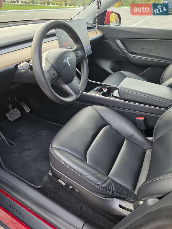 Позашляховик / Кросовер Tesla Model Y 2020 в Львові