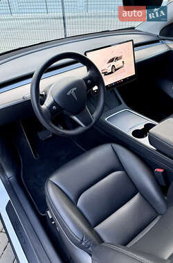 Внедорожник / Кроссовер Tesla Model Y 2023 в 