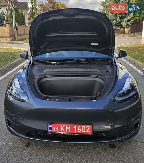 Внедорожник / Кроссовер Tesla Model Y 2023 в Сумах