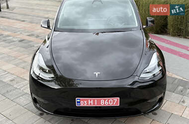 Позашляховик / Кросовер Tesla Model Y 2023 в 