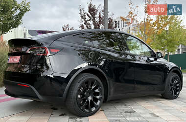 Позашляховик / Кросовер Tesla Model Y 2023 в 