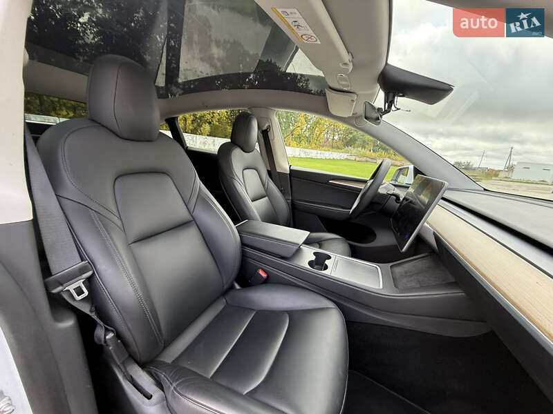 Позашляховик / Кросовер Tesla Model Y 2022 в Луцьку