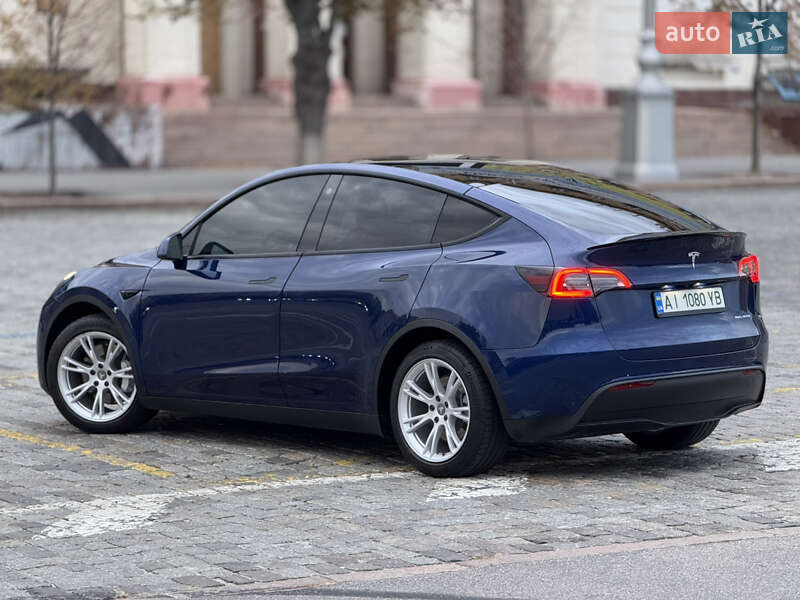Позашляховик / Кросовер Tesla Model Y 2021 в Харкові