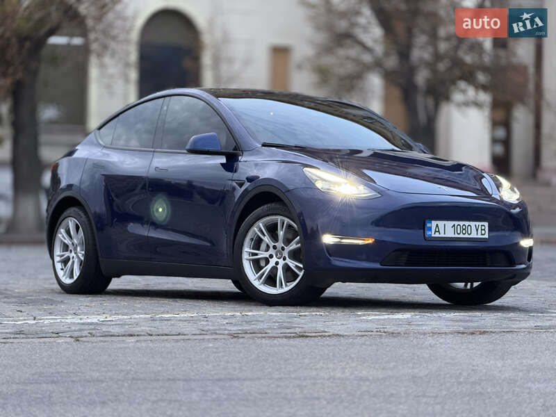 Позашляховик / Кросовер Tesla Model Y 2021 в Харкові