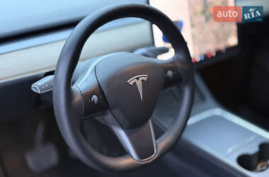 Внедорожник / Кроссовер Tesla Model Y 2021 в 