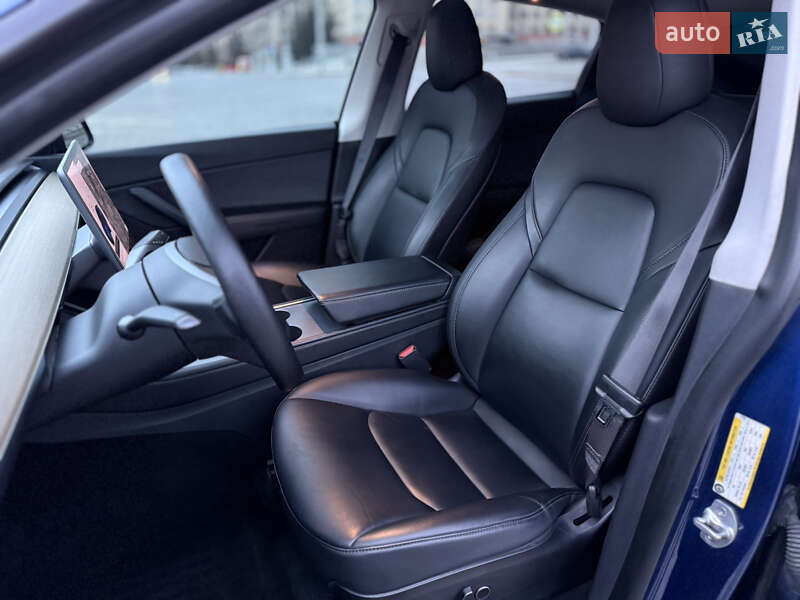 Позашляховик / Кросовер Tesla Model Y 2021 в Харкові