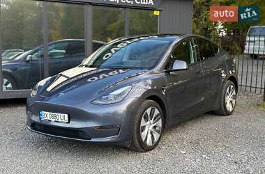 Позашляховик / Кросовер Tesla Model Y 2023 в 