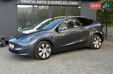 Позашляховик / Кросовер Tesla Model Y 2023 в 