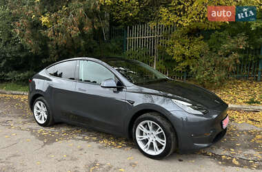 Внедорожник / Кроссовер Tesla Model Y 2023 в 
