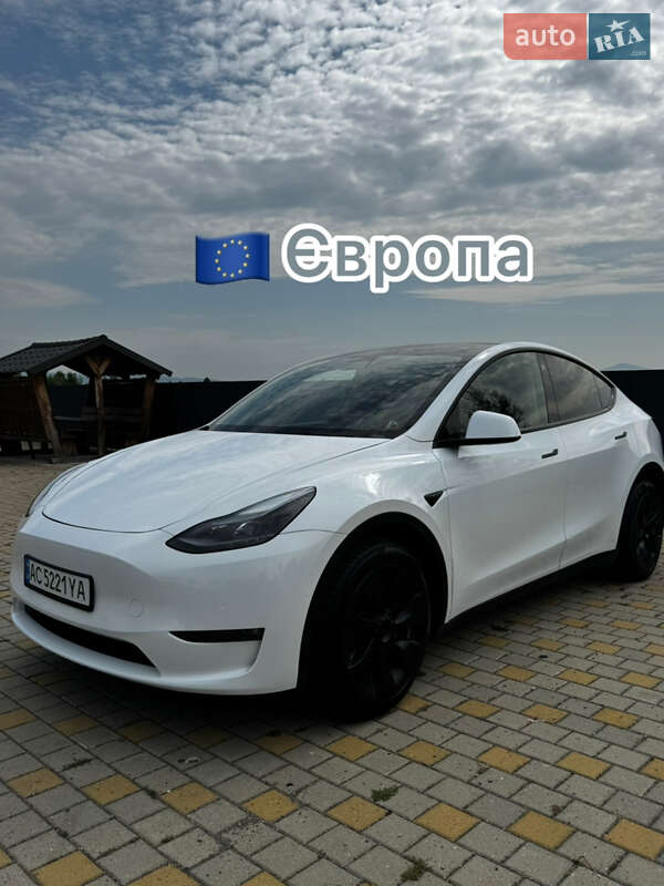 Внедорожник / Кроссовер Tesla Model Y 2022 в 