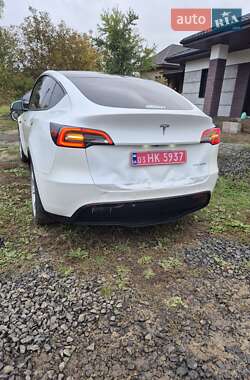 Внедорожник / Кроссовер Tesla Model Y 2020 в 