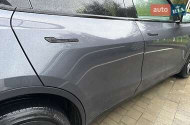 Позашляховик / Кросовер Tesla Model Y 2022 в 