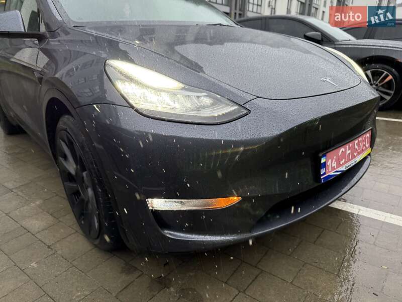 Внедорожник / Кроссовер Tesla Model Y 2022 в Львове