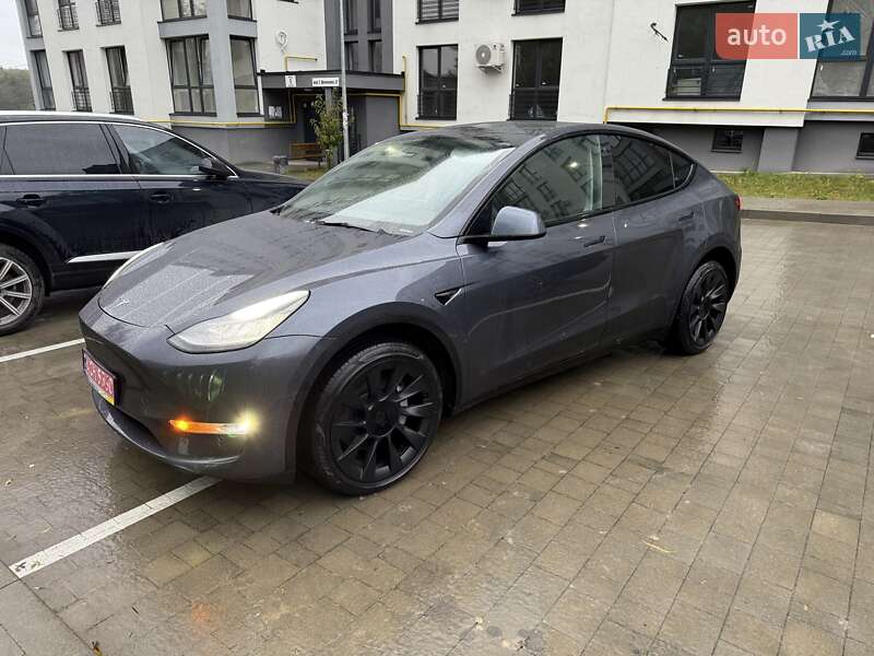 Внедорожник / Кроссовер Tesla Model Y 2022 в Львове
