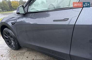 Позашляховик / Кросовер Tesla Model Y 2022 в 