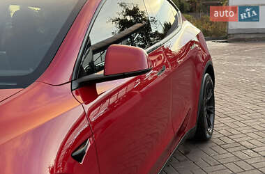 Внедорожник / Кроссовер Tesla Model Y 2021 в 