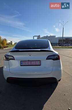 Внедорожник / Кроссовер Tesla Model Y 2023 в 
