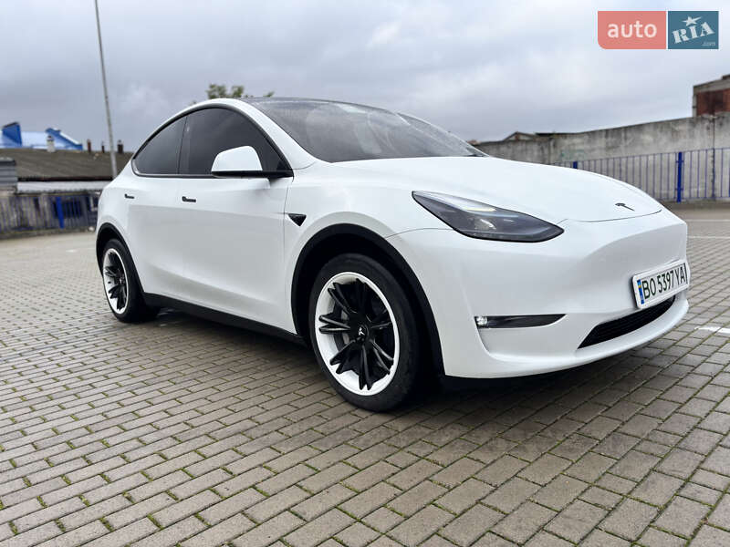 Внедорожник / Кроссовер Tesla Model Y 2023 в Тернополе фото 16 Внедорожник / Кроссовер Tesla Model Y 2023 в Тернополе