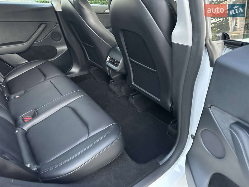 Внедорожник / Кроссовер Tesla Model Y 2023 в Тернополе фото 56 Внедорожник / Кроссовер Tesla Model Y 2023 в Тернополе