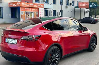 Внедорожник / Кроссовер Tesla Model Y 2023 в 