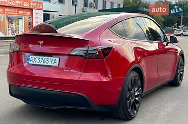 Внедорожник / Кроссовер Tesla Model Y 2023 в 