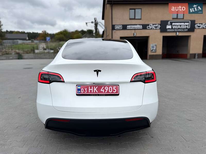 Позашляховик / Кросовер Tesla Model Y 2024 в Ірпені