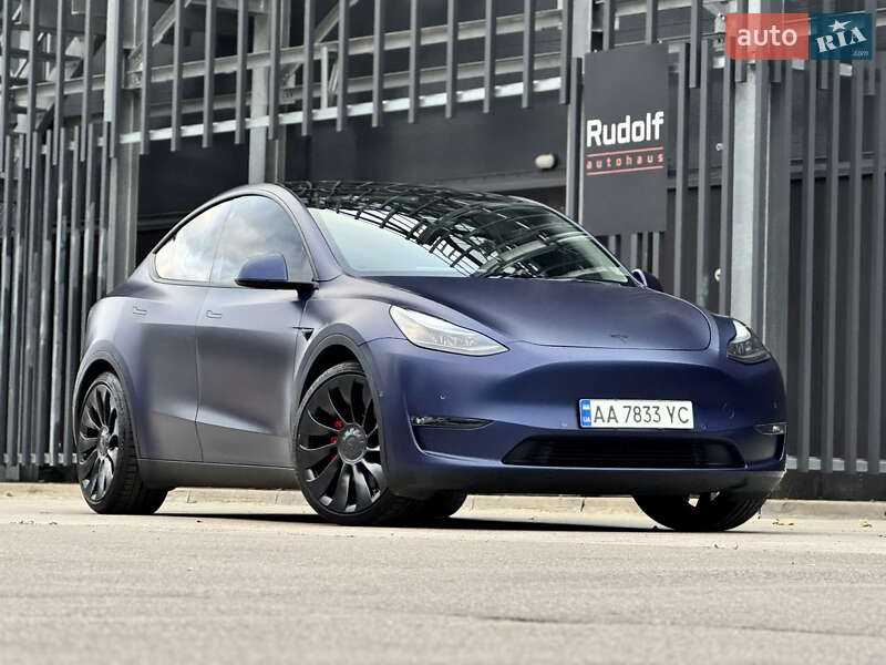 Внедорожник / Кроссовер Tesla Model Y 2021 в 