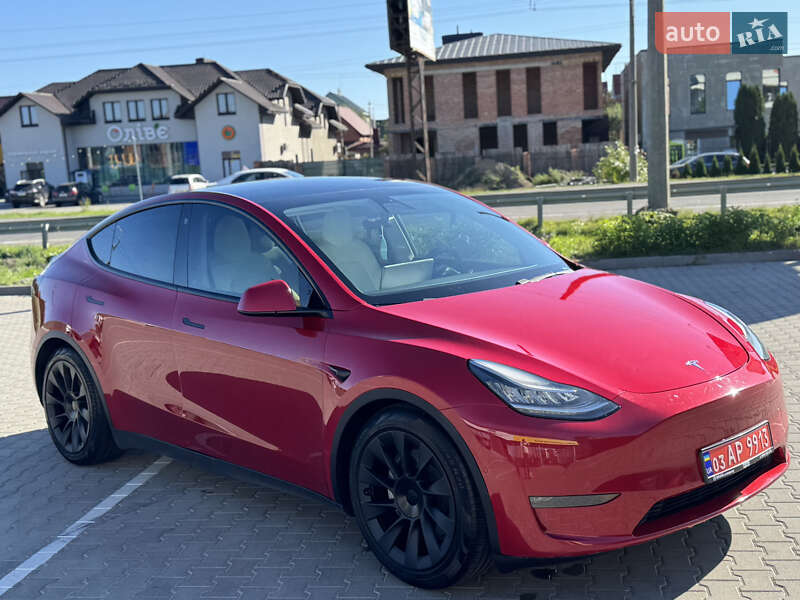 Позашляховик / Кросовер Tesla Model Y 2020 в Києві