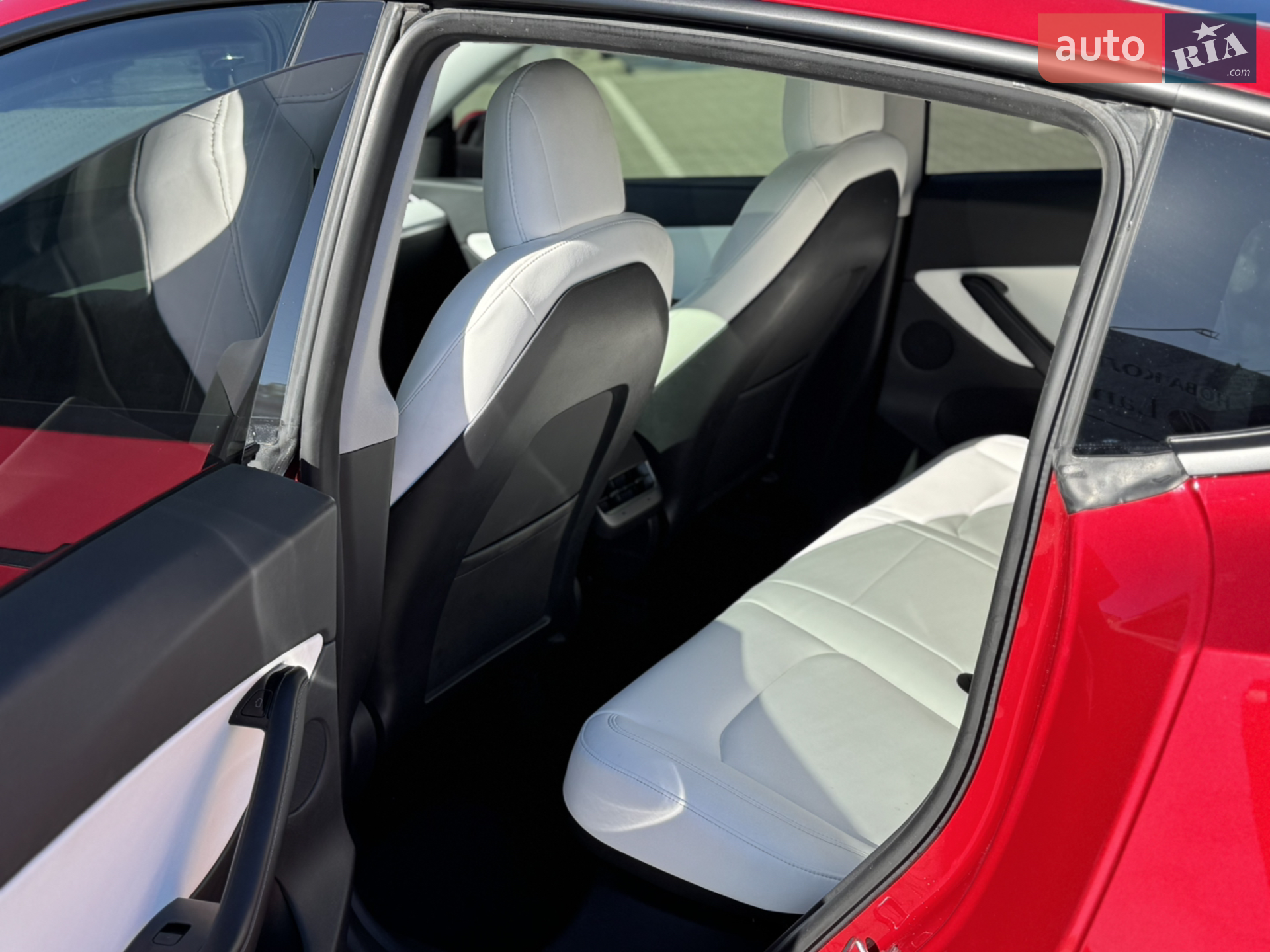 2020 Tesla Model Y - мініатюра 19