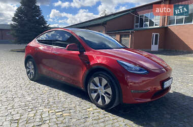 Внедорожник / Кроссовер Tesla Model Y 2022 в 