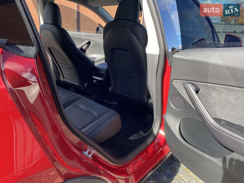 Позашляховик / Кросовер Tesla Model Y 2022 в Дунаївцях фото 25 Позашляховик / Кросовер Tesla Model Y 2022 в Дунаївцях