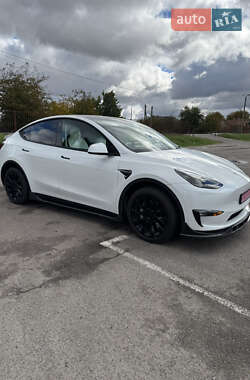 Внедорожник / Кроссовер Tesla Model Y 2022 в 