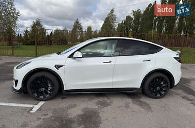 Внедорожник / Кроссовер Tesla Model Y 2022 в 