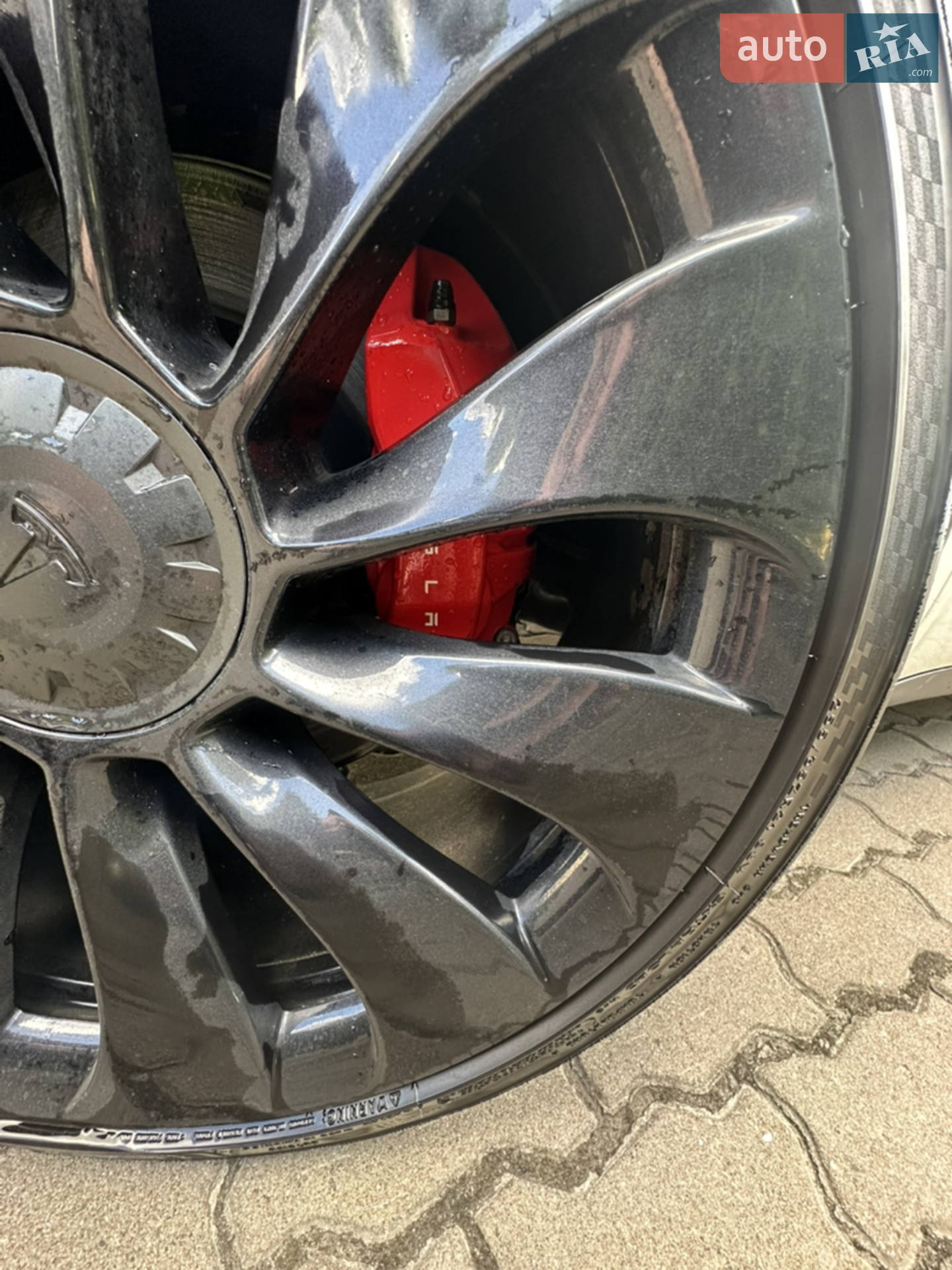 2022 Tesla Model Y - мініатюра 3