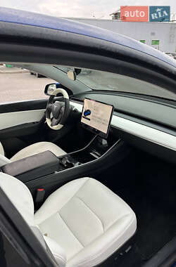 Позашляховик / Кросовер Tesla Model Y 2020 в 