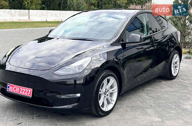 Внедорожник / Кроссовер Tesla Model Y 2023 в 