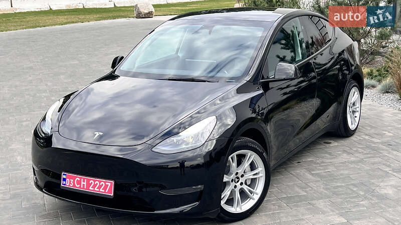 Внедорожник / Кроссовер Tesla Model Y 2023 в Луцке