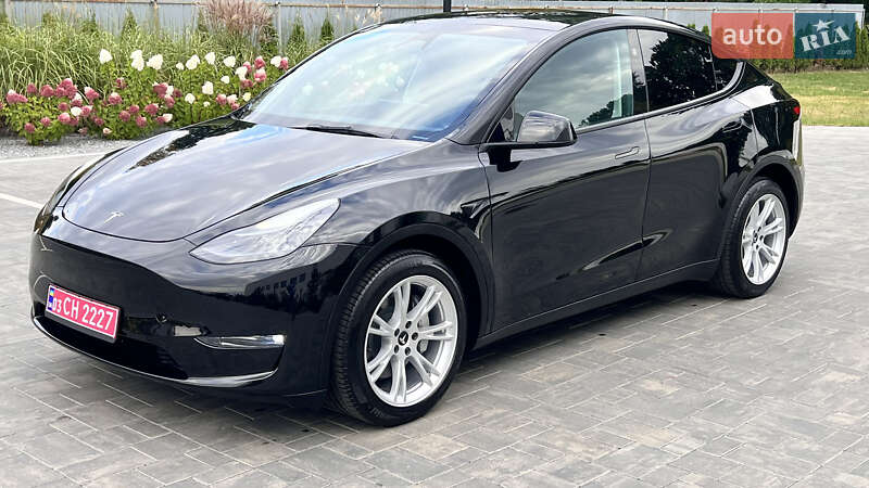 Внедорожник / Кроссовер Tesla Model Y 2023 в Луцке