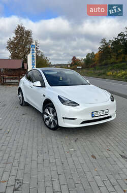 Позашляховик / Кросовер Tesla Model Y 2023 в 